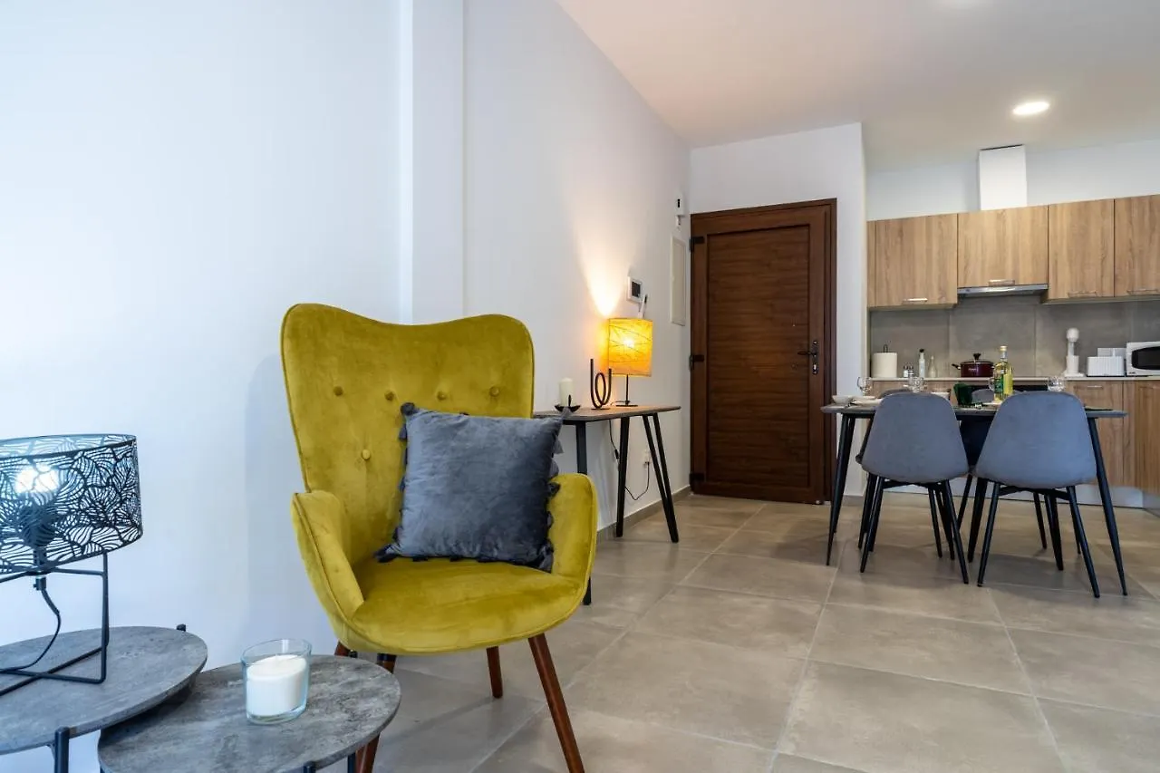 Olive 2-Bedroom Apartment In Larnaca